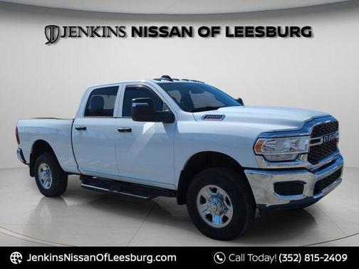 Bright White Clearcoat 2024 RAM 2500 Tradesman