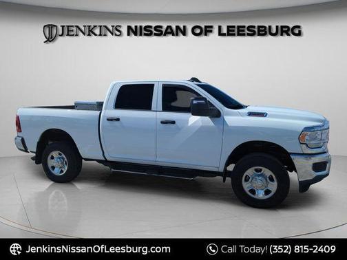Bright White Clearcoat 2024 RAM 2500 Tradesman