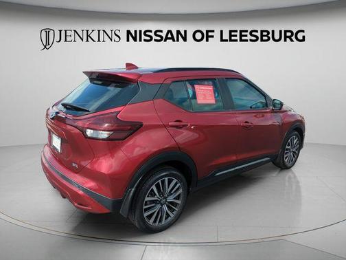 Scarlet Ember 2021 Nissan Kicks SR