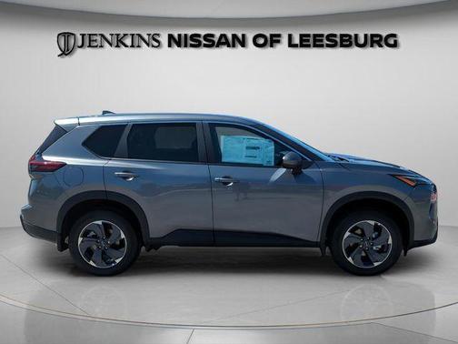 Gun Metallic 2026 Nissan Rogue SV