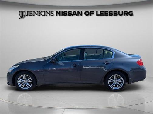 2010 INFINITI G37x Base