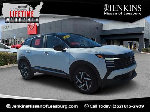 2025 Nissan Kicks SV