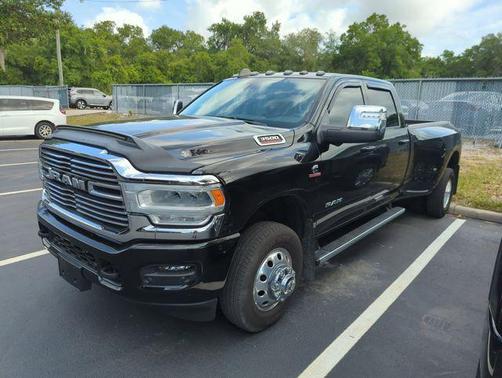 Diamond Black 2024 RAM 3500 Laramie