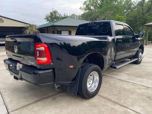 Diamond Black 2024 RAM 3500 Laramie