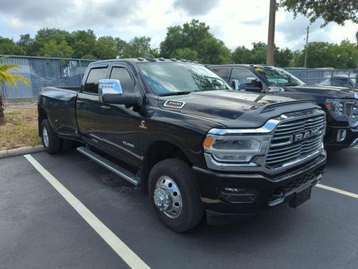 Diamond Black 2024 RAM 3500 Laramie