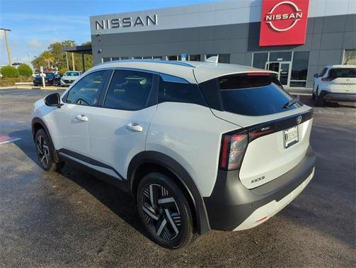 2025 Nissan Kicks SV