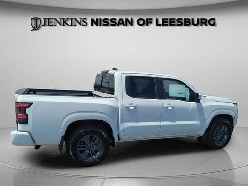 Glacier White 2026 Nissan Frontier SV