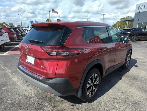 2021 Nissan Rogue SV