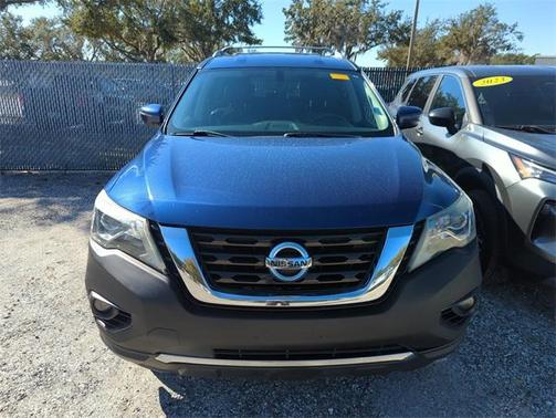 2019 Nissan Pathfinder SV