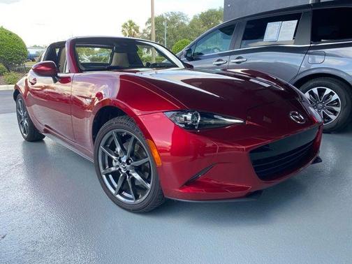 Soul Red Crystal Metallic 2019 Mazda MX-5 Miata RF Grand Touring