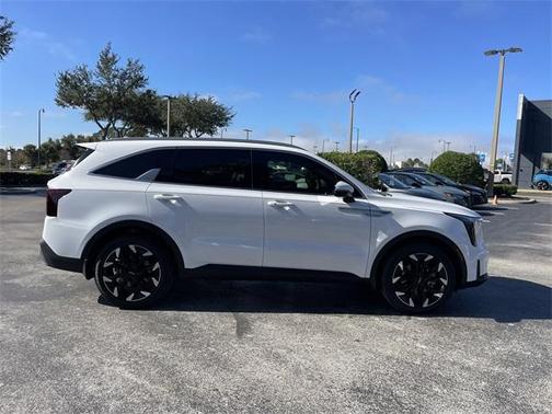 2025 Kia Sorento EX