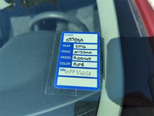 2016 Nissan Rogue SV