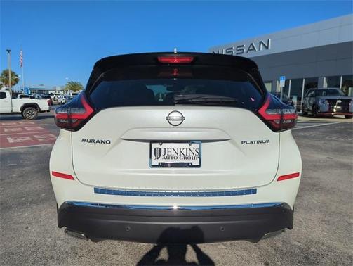 2023 Nissan Murano Platinum