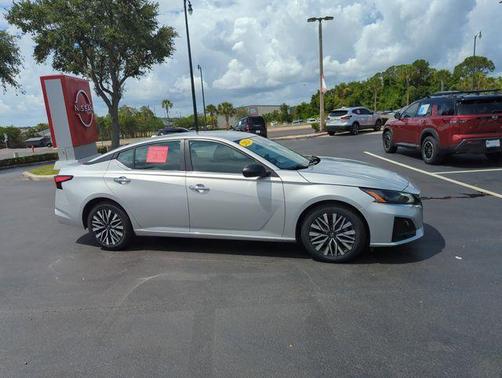 Brilliant Silver Metallic 2024 Nissan Altima 2.5 SV