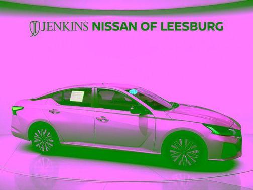 Brilliant Silver Metallic 2024 Nissan Altima 2.5 SV