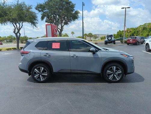 Boulder Gray Metallic 2024 Nissan Rogue SL