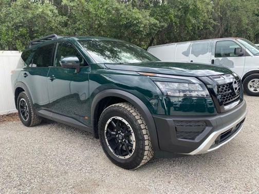 Obsidian Green 2025 Nissan Pathfinder Rock Creek