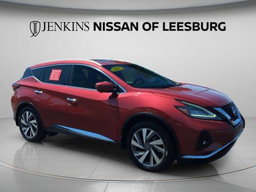 Red 2019 Nissan Murano SL