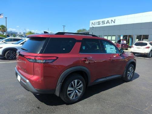 Scarlet Ember Tintcoat 2026 Nissan Pathfinder SL