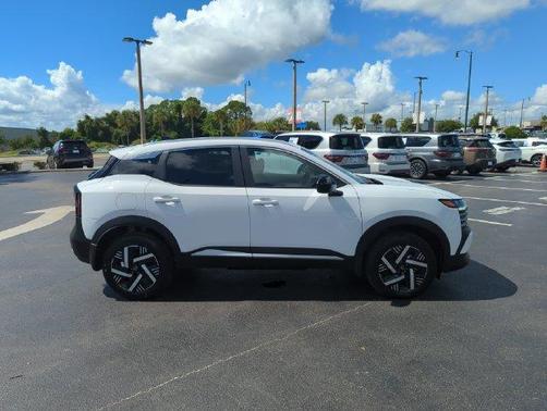 Fresh Powder 2027 Nissan Kicks SV