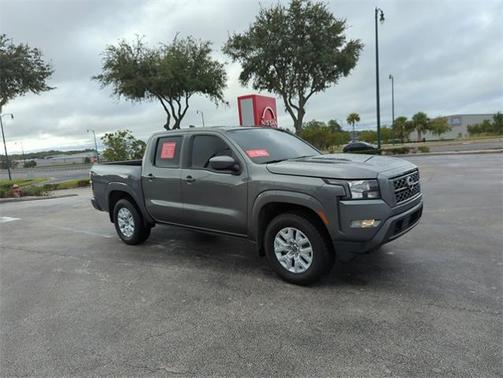 2022 Nissan Frontier SV