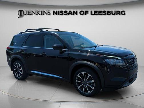 Black 2026 Nissan Pathfinder Platinum