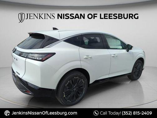 Everest White P 2026 Nissan Murano Platinum