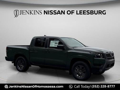 Green 2026 Nissan Frontier SV
