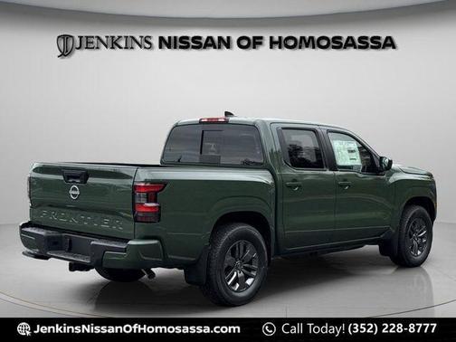 Green 2026 Nissan Frontier SV