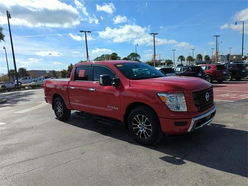 2021 Nissan Titan SV