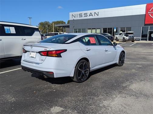2023 Nissan Altima 2.5 SR