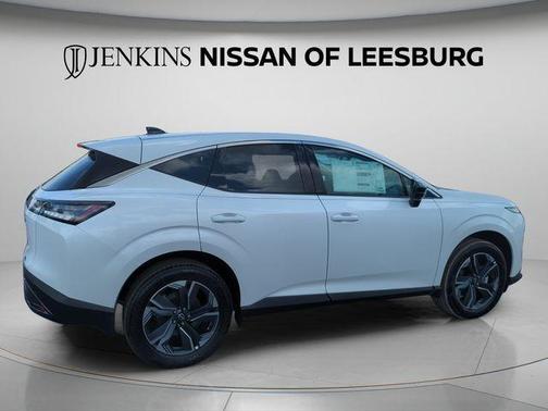 Everest White P 2026 Nissan Murano SL