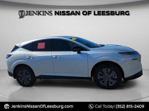 Brilliant Silver Metallic 2025 Nissan Murano SL
