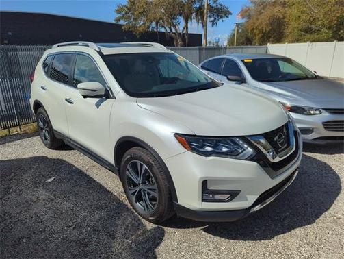 2017 Nissan Rogue SL