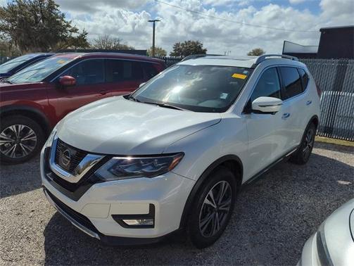 2017 Nissan Rogue SL