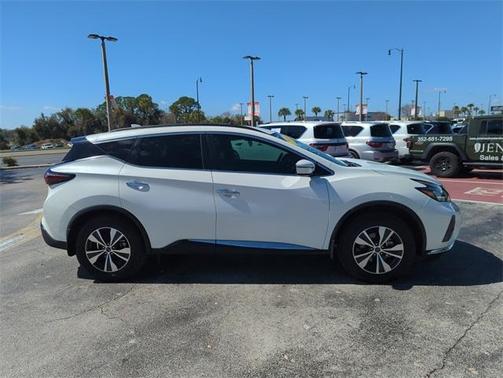 2024 Nissan Murano SV