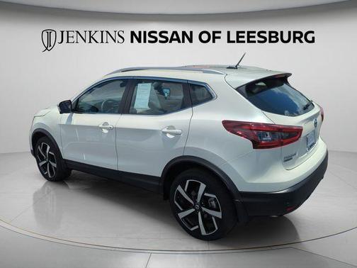 White 2021 Nissan Rogue Sport SL