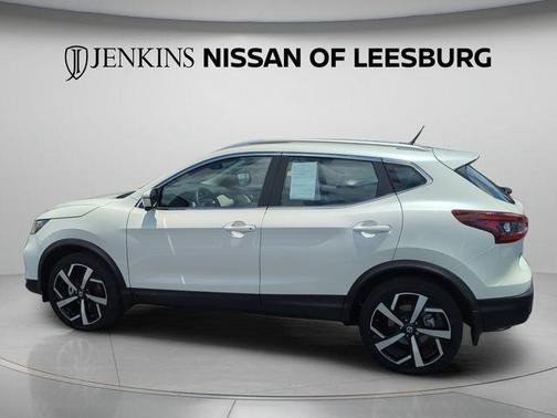 White 2021 Nissan Rogue Sport SL