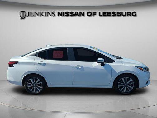 Aspen White 2020 Nissan Versa 1.6 SV