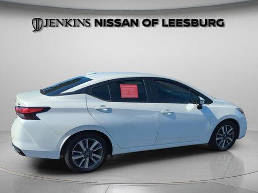 Aspen White 2020 Nissan Versa 1.6 SV