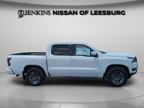 Glacier White 2026 Nissan Frontier SV