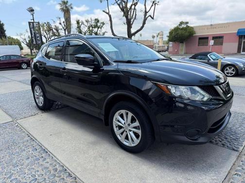 2018 Nissan Rogue Sport SV