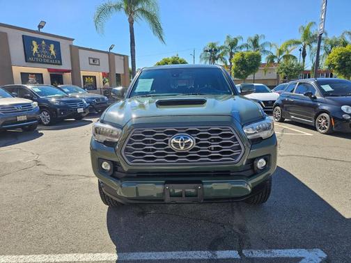2022 Toyota Tacoma TRD Sport
