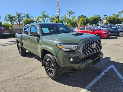 2022 Toyota Tacoma TRD Sport