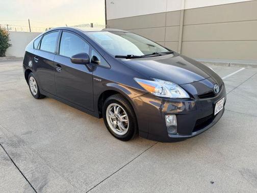 2010 Toyota Prius V