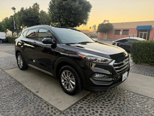 2018 Hyundai TUCSON SEL