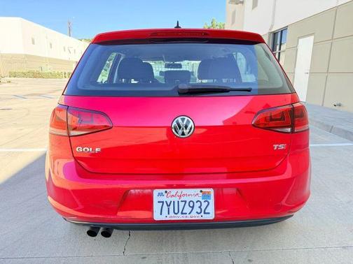 2016 Volkswagen Golf TSI SE 4-Door