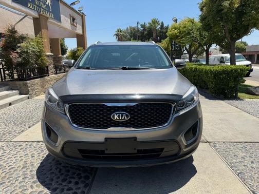 2018 Kia Sorento LX
