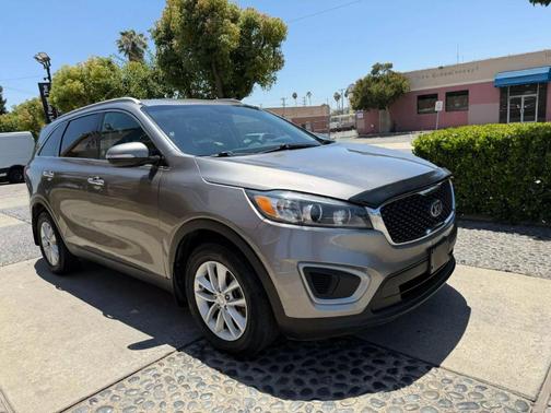 2018 Kia Sorento LX