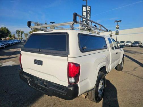 2019 Toyota Tacoma SR